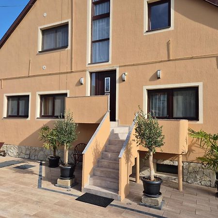 Sarreti Apartmanhaz Balatonfüred Exterior foto