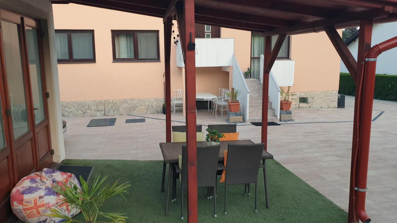 Sarreti Apartmanhaz Balatonfüred Exterior foto